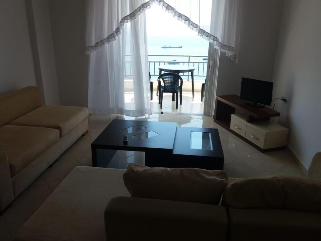 Sunny&Seaview Apartment Sarandë Eksteriør billede