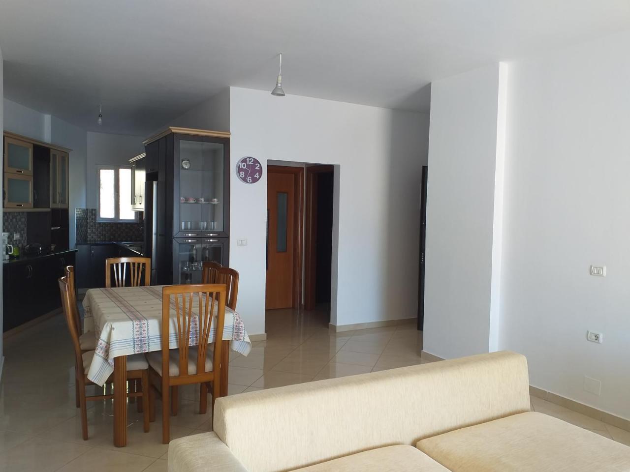 Sunny&Seaview Apartment Sarandë Eksteriør billede