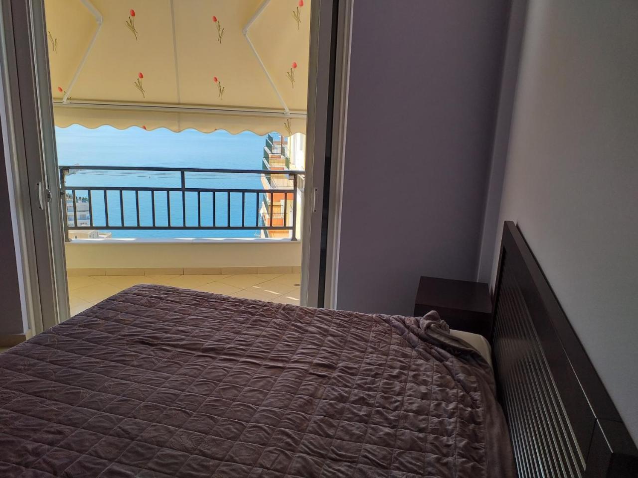 Sunny&Seaview Apartment Sarandë Eksteriør billede